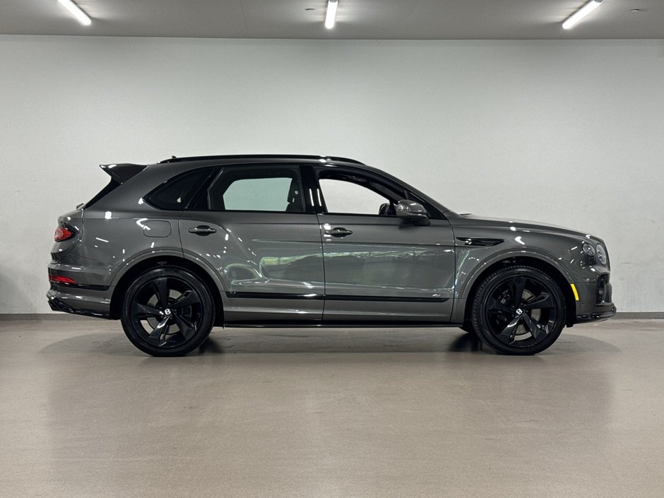 Bentley Bentayga V8 2021-10