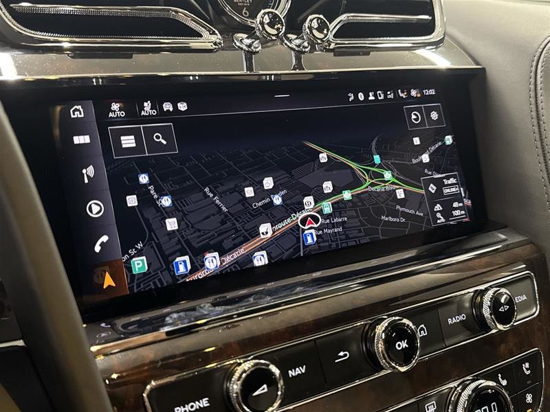 Bentley Bentayga EWB 2023-10