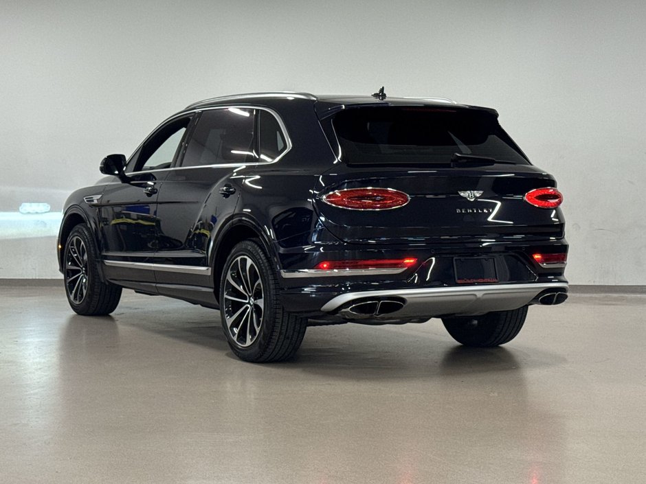 Bentley Bentayga EWB 2023-5