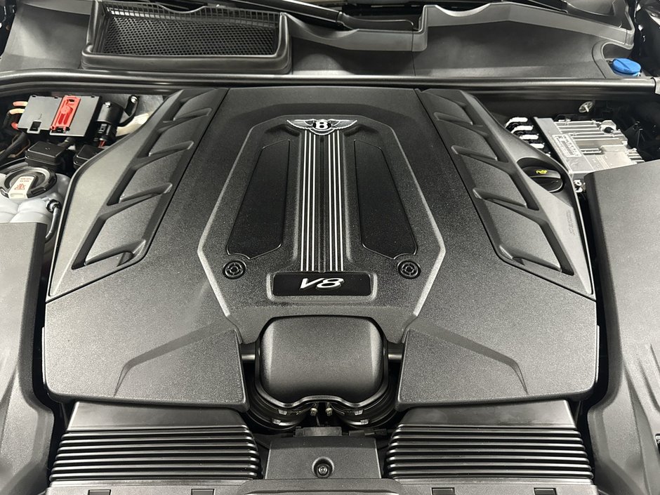 2023 Bentley Bentayga EWB-24