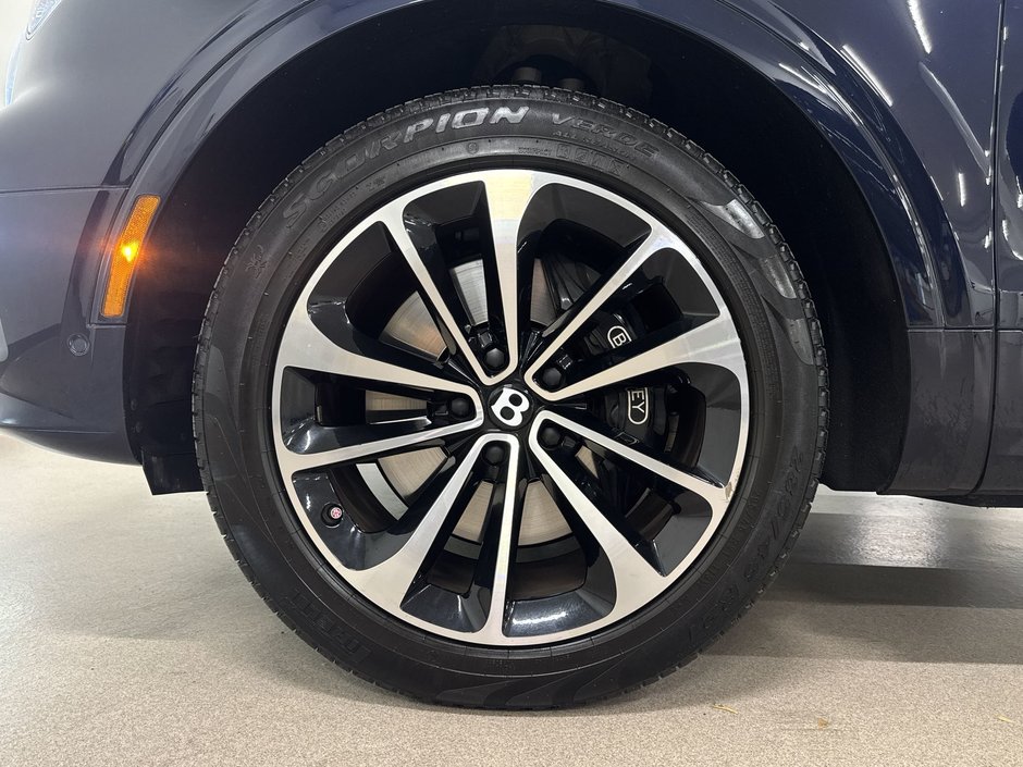 Bentley Bentayga EWB 2023-25