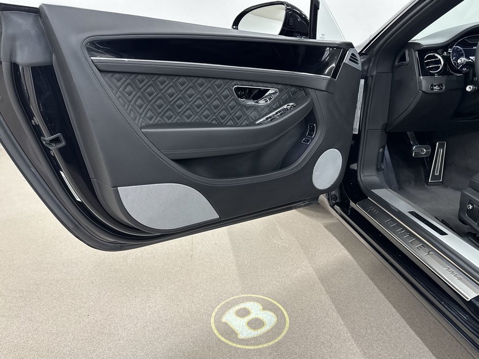2020 Bentley Continental GT Convertible V8-14