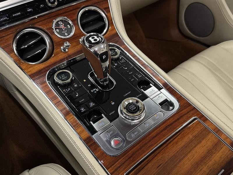 Bentley Continental GT Convertible V8 2020-12