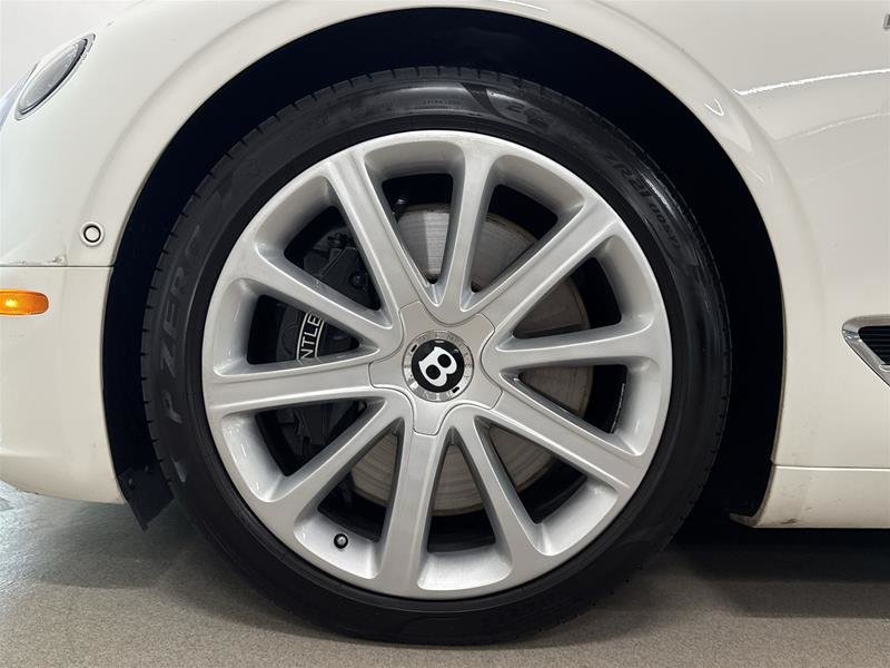 Bentley Continental GT Convertible V8 2020-18