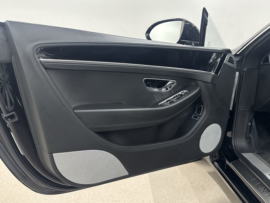 Bentley Continental GT Convertible V8 2020-14