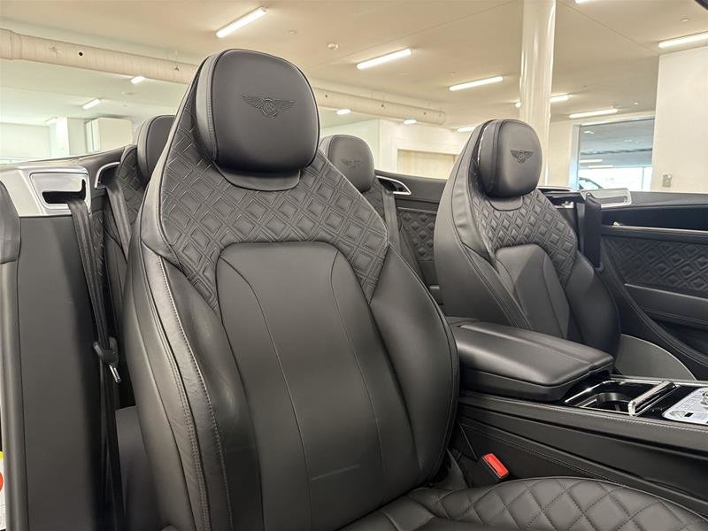 Bentley Continental GT Convertible V8 2020-15