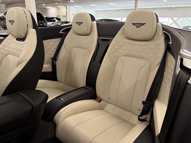 2022 Bentley Continental GT Convertible V8-14