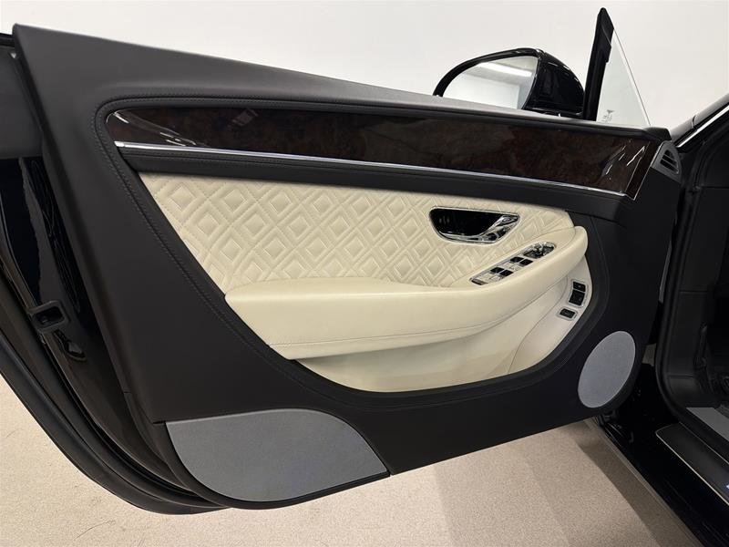 2022 Bentley Continental GT Convertible V8-6