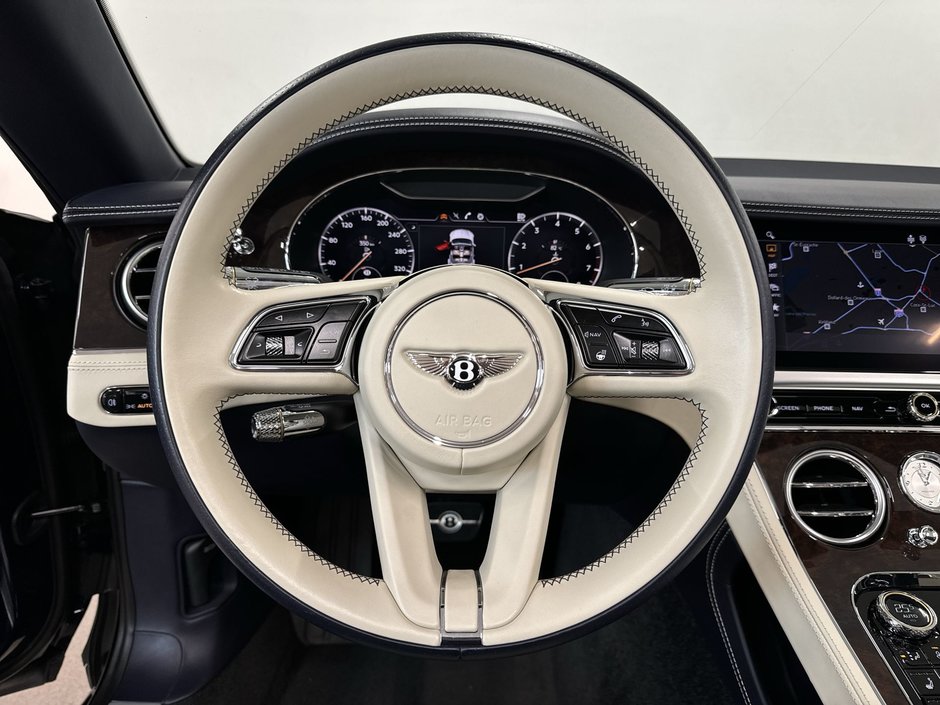 Bentley Continental GT Convertible Azure 2023-19