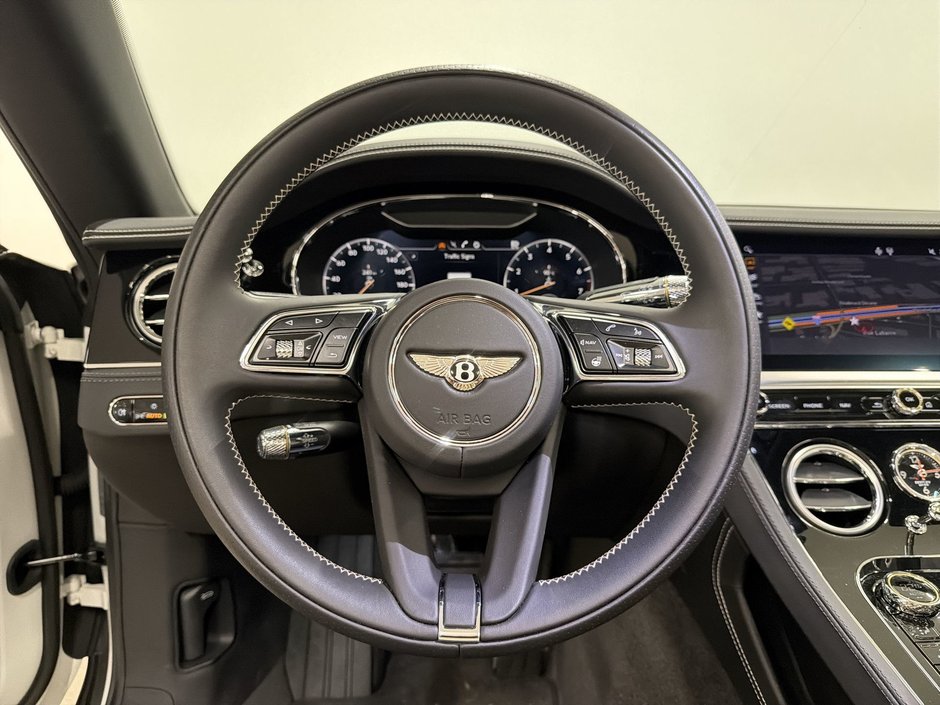 Bentley Continental GT Convertible V8 2023-19