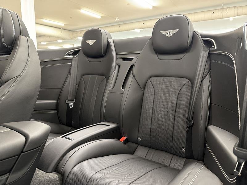 Bentley Continental GT Convertible V8 2023-17