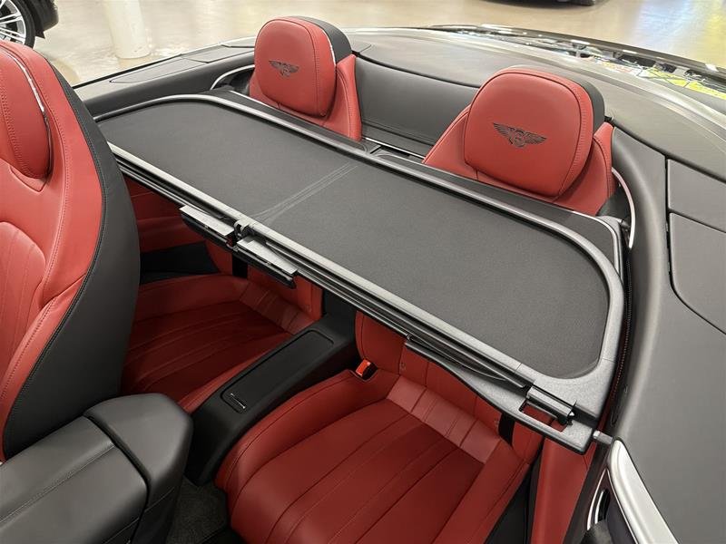 Bentley Continental GT Convertible V8 2023-14