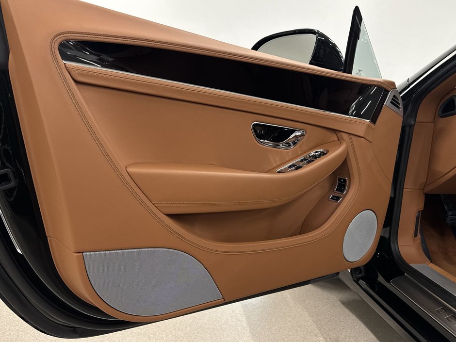2024 Bentley Continental GT Convertible V8-14