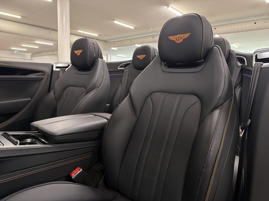 Bentley Continental GTC Black Edition 2025-15