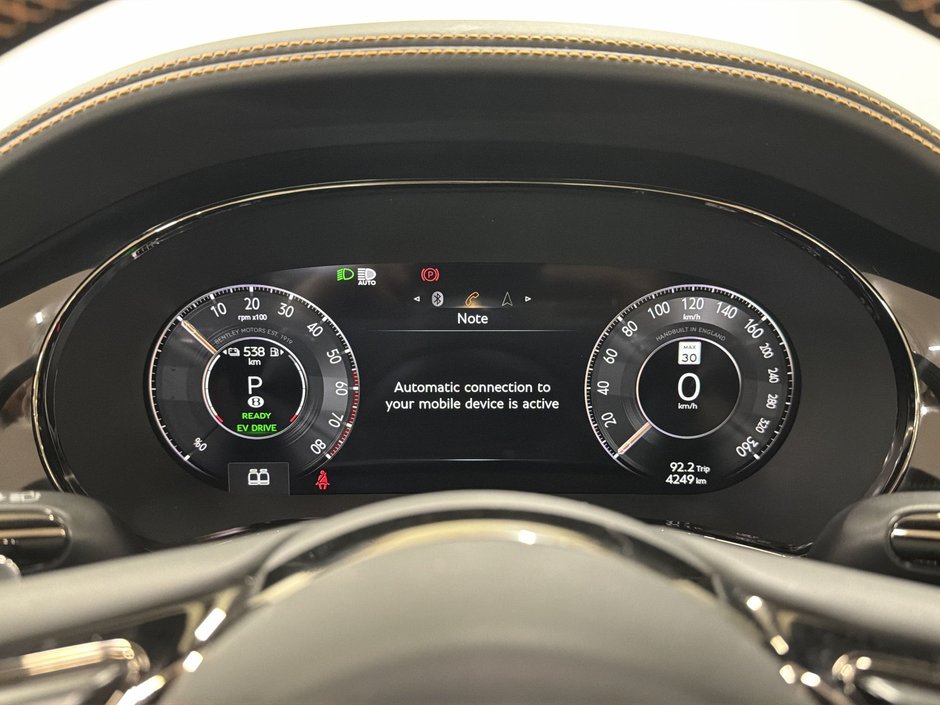 Bentley Continental GTC Black Edition 2025-16