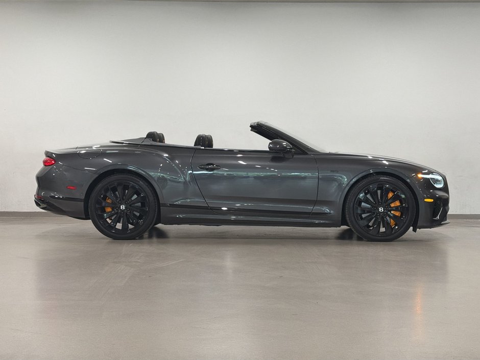 Bentley Continental GTC Black Edition 2025-10
