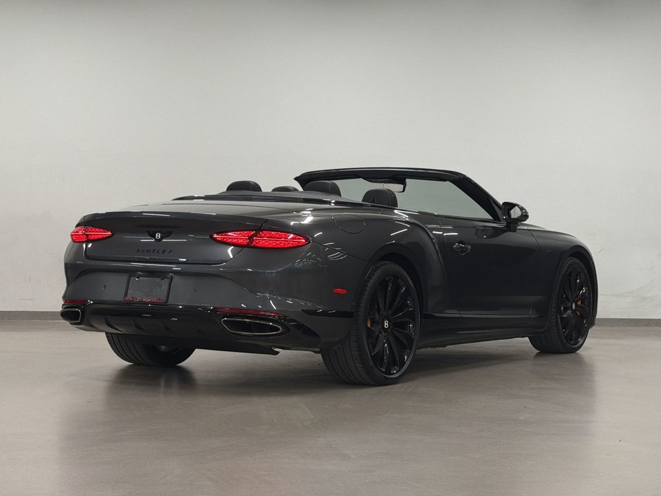Bentley Continental GTC Black Edition 2025-7