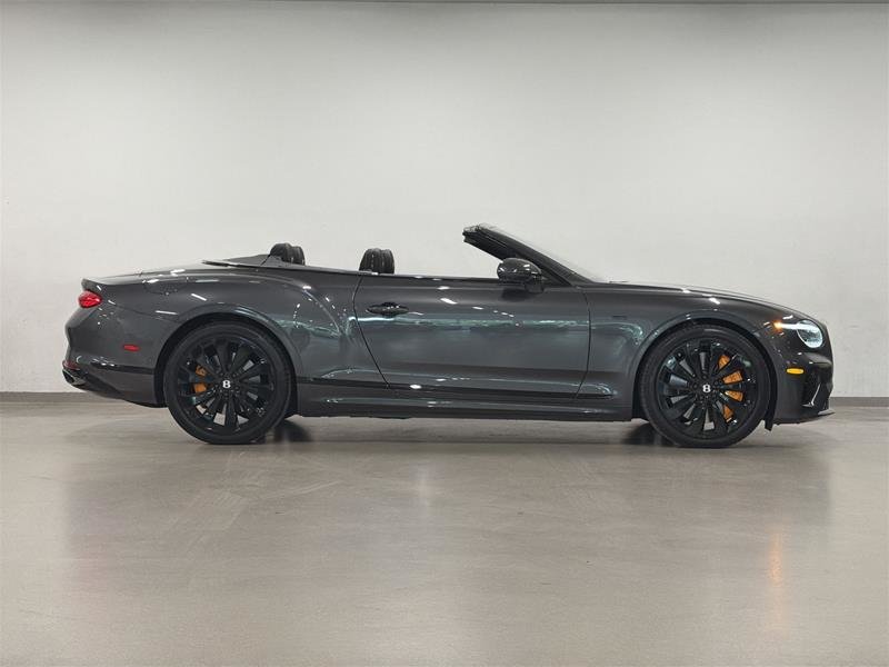 2025 Bentley Continental GTC Black Edition-2