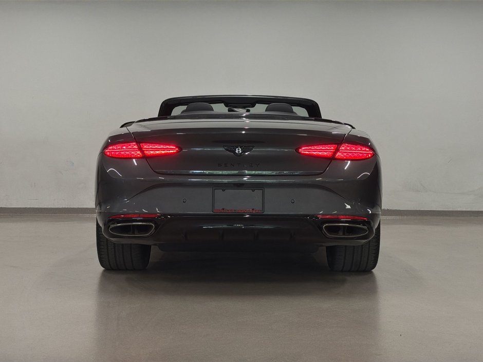 Bentley Continental GTC Black Edition 2025-6