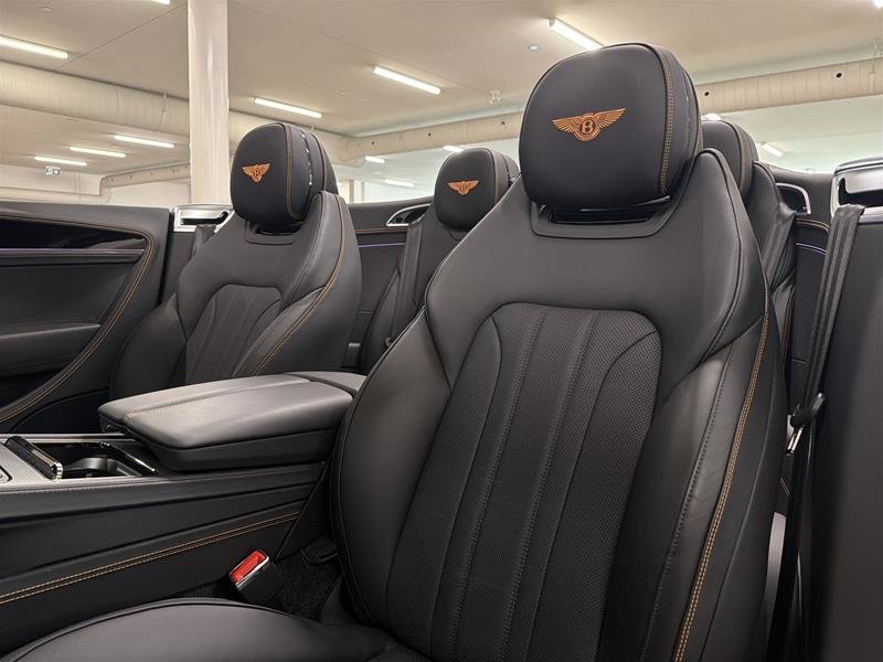 2025 Bentley Continental GTC Black Edition-7