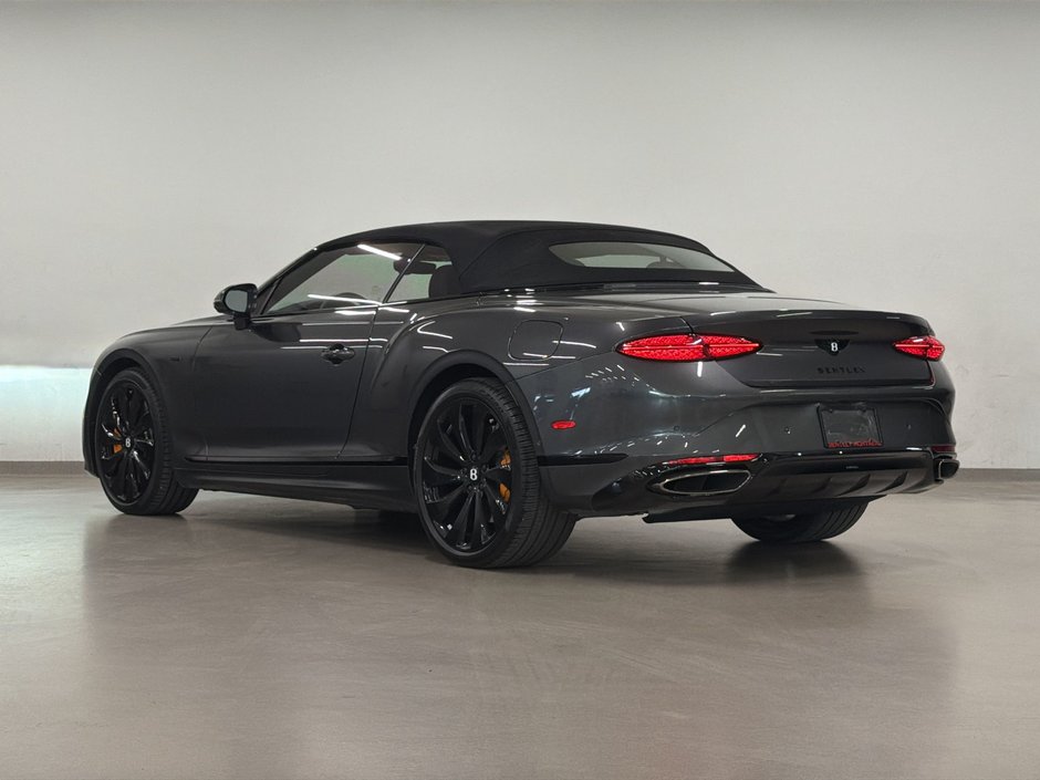 Bentley Continental GTC Black Edition 2025-13