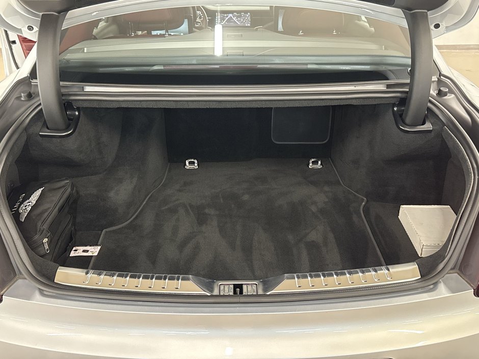 Bentley Flying Spur Hybrid 2022-23