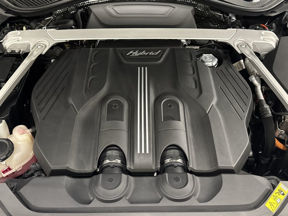 Bentley Flying Spur Hybrid 2022-24