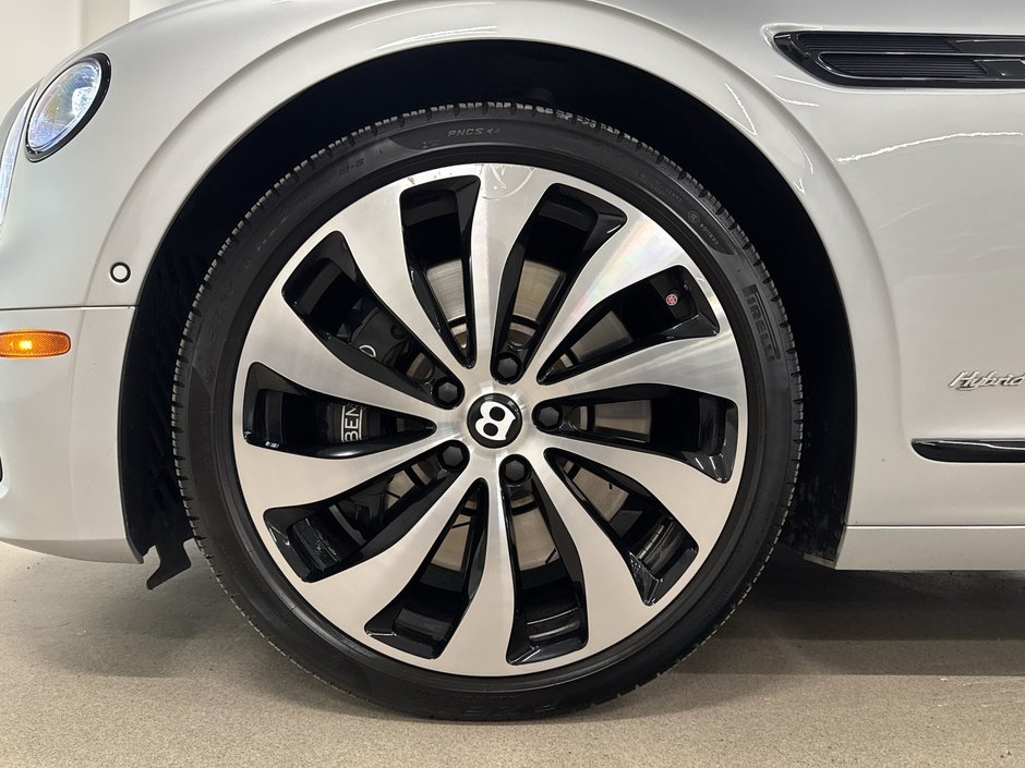 2022 Bentley Flying Spur Hybrid-26