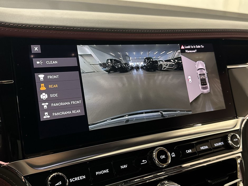 Bentley Flying Spur Hybrid 2022-17