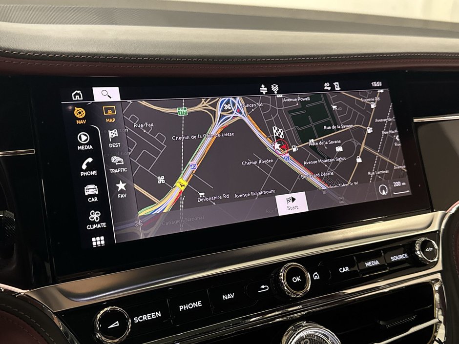 Bentley Flying Spur Hybrid 2022-18