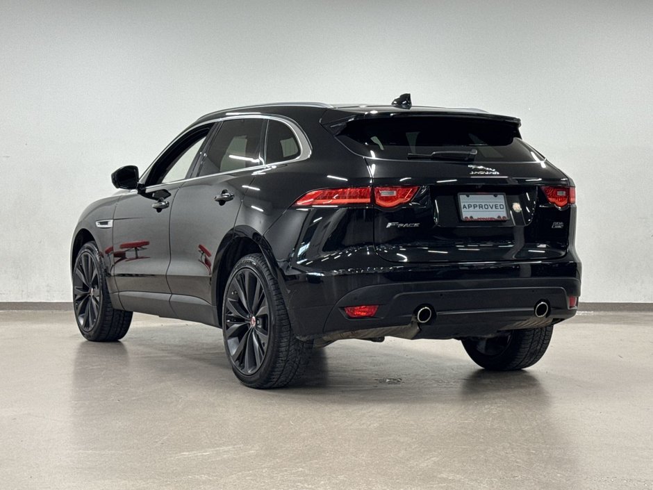 Jaguar F-PACE 30t AWD Portfolio 2019-13