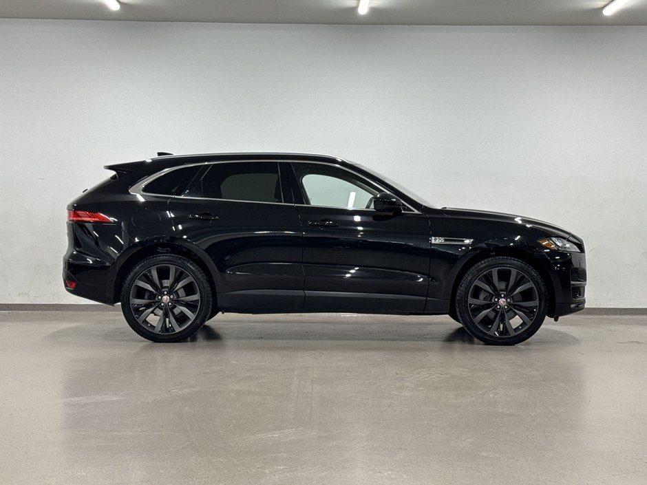 Jaguar F-PACE 30t AWD Portfolio 2019-8