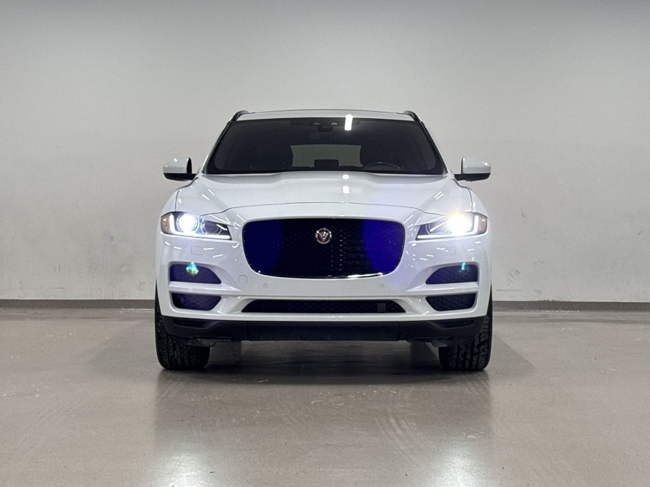 Jaguar F-PACE 25t AWD Prestige 2020-9