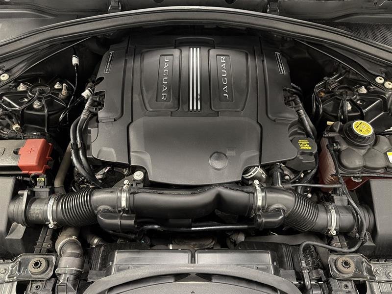 2020 Jaguar F-PACE S AWD-17