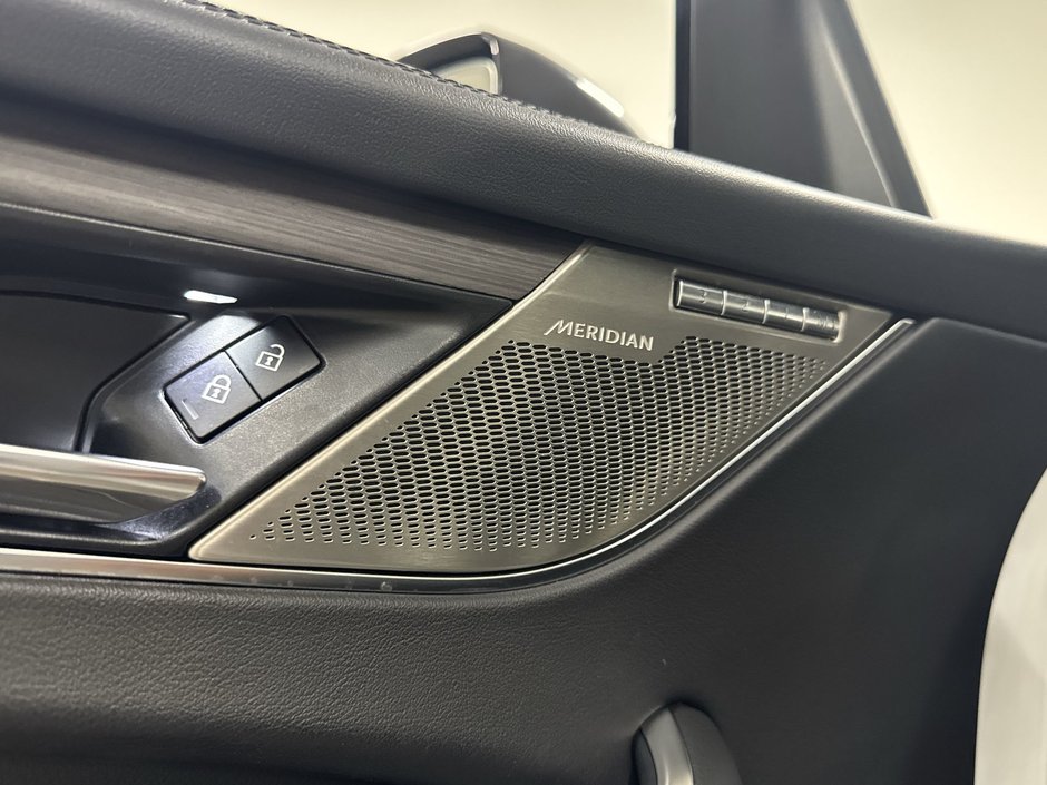 2021 Jaguar F-PACE P250 AWD S-27