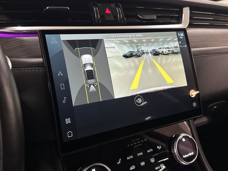 Jaguar F-PACE P250 AWD S 2022-9