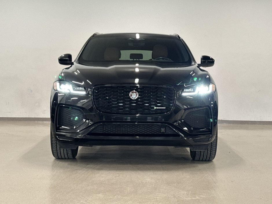 2022 Jaguar F-PACE P250 R-DYNAMIC-9