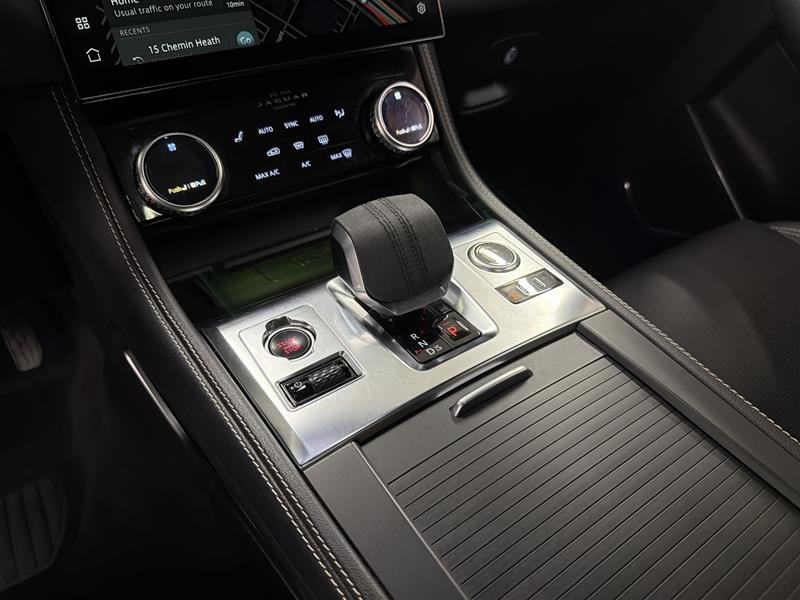 2022 Jaguar F-PACE P250 R-DYNAMIC-11