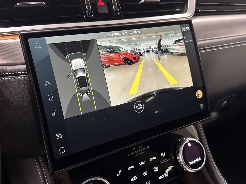 2023 Jaguar F-PACE P400 AWD R-Dynamic S-17