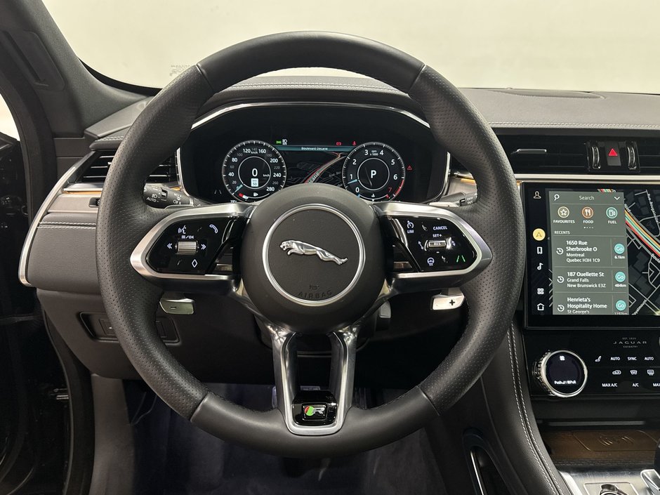 2023 Jaguar F-PACE P400 AWD R-Dynamic S-19