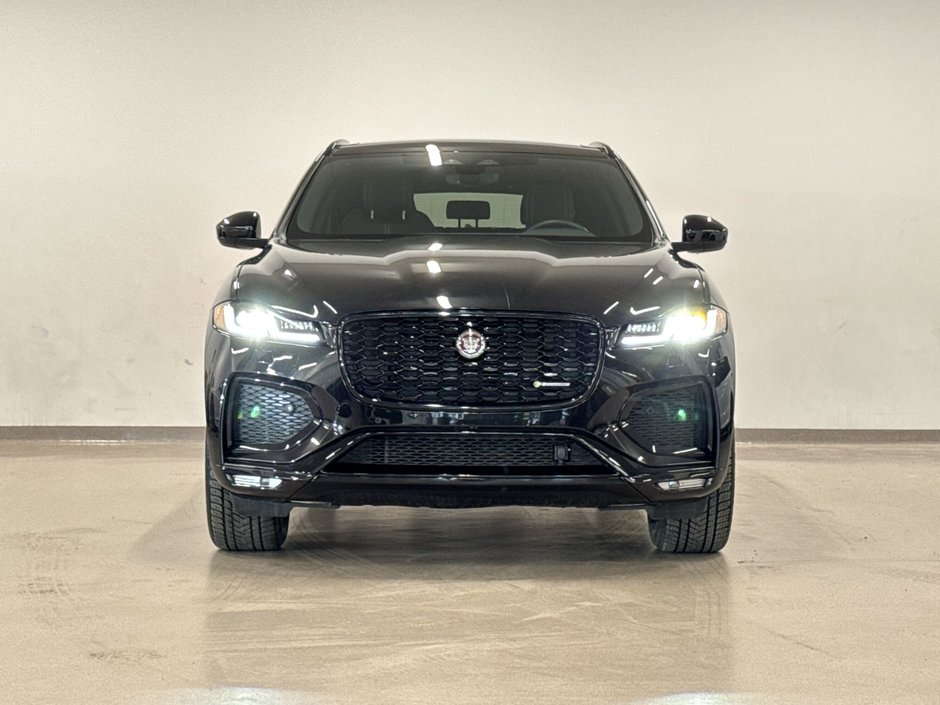 2023 Jaguar F-PACE P400 AWD R-Dynamic S-2