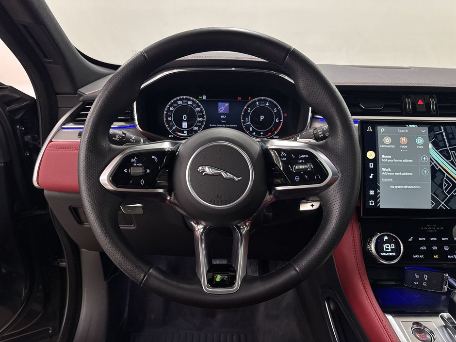 2023 Jaguar F-PACE P400 AWD R-Dynamic S-17