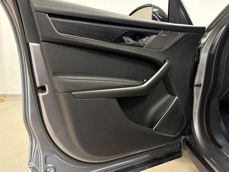 Jaguar F-PACE P250 R-DYNAMIC S 2023-6