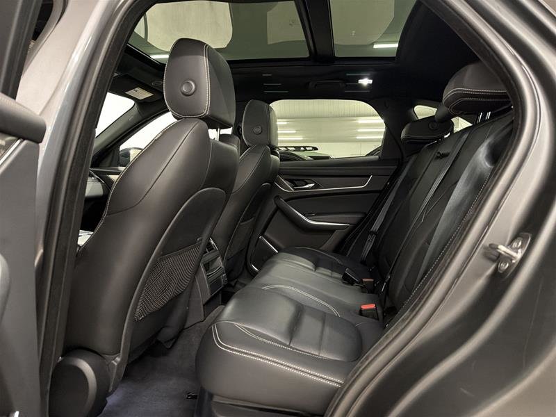 Jaguar F-PACE P250 R-DYNAMIC S 2023-14