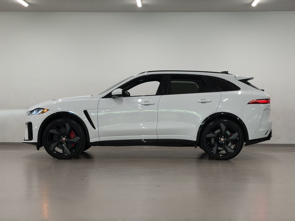 2023 Jaguar F-PACE P550 AWD SVR-5