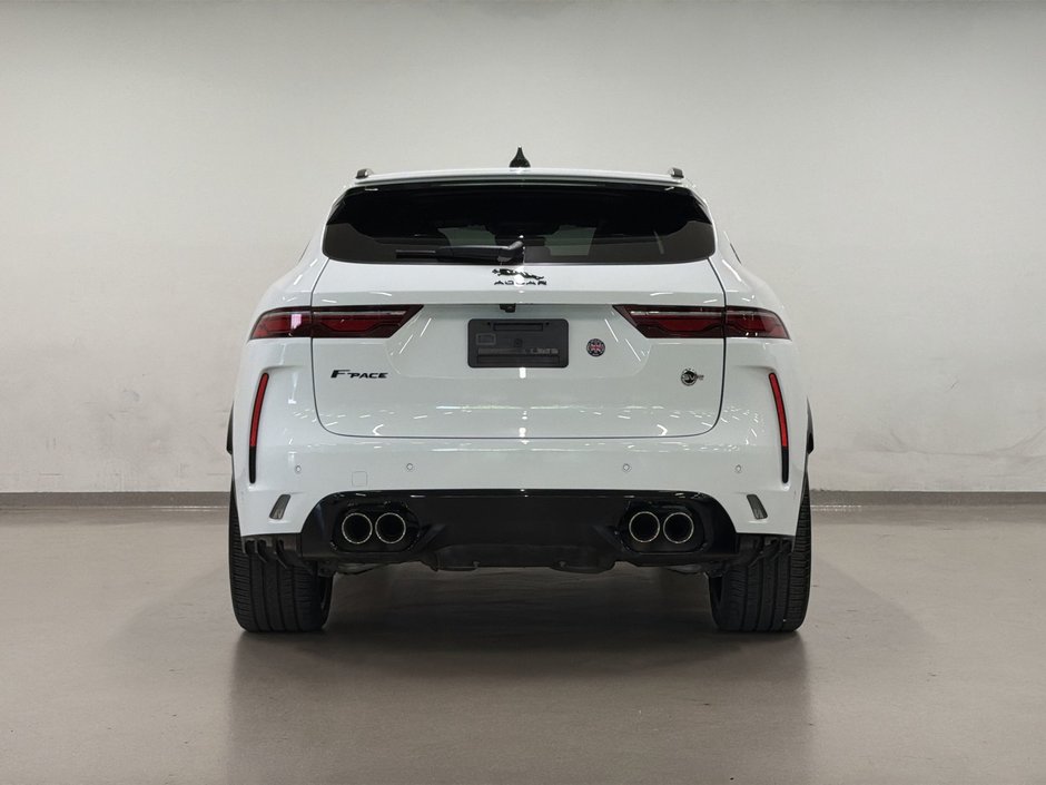2023 Jaguar F-PACE P550 AWD SVR-8
