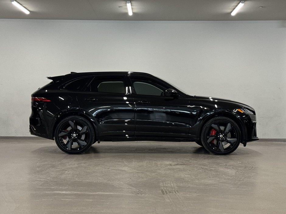 2024 Jaguar F-PACE P 550 SVR-10