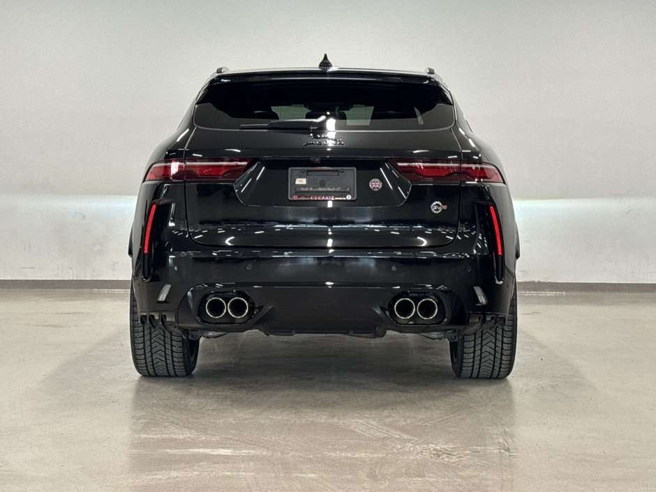 2024 Jaguar F-PACE P 550 SVR-6