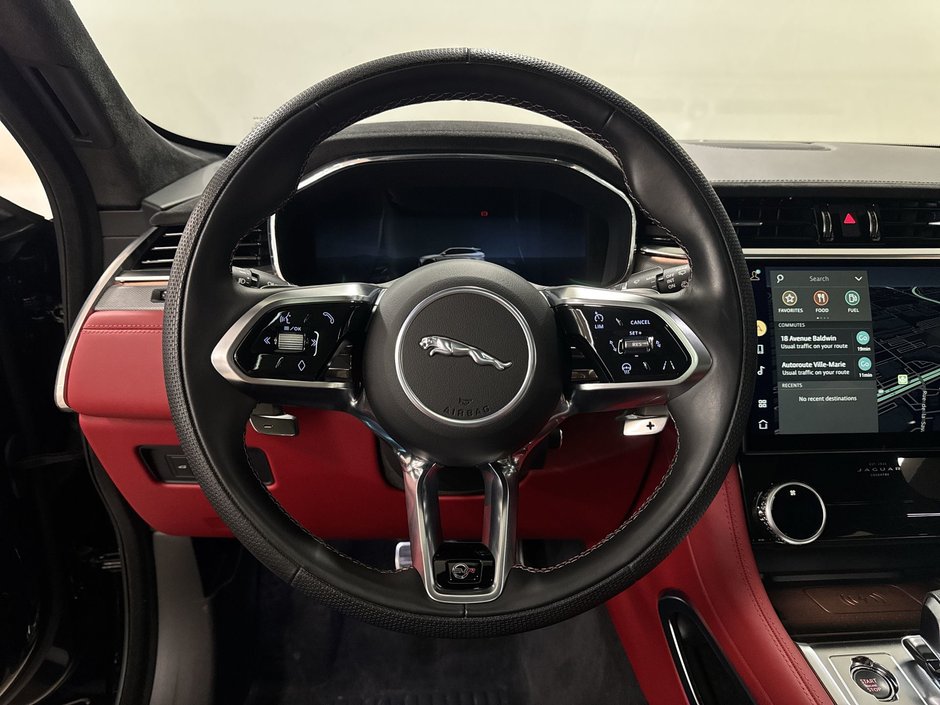 2024 Jaguar F-PACE P 550 SVR-19