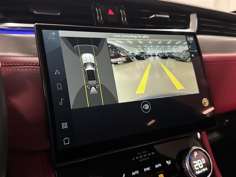 2024 Jaguar F-PACE P250 R-DYNAMIC S-9